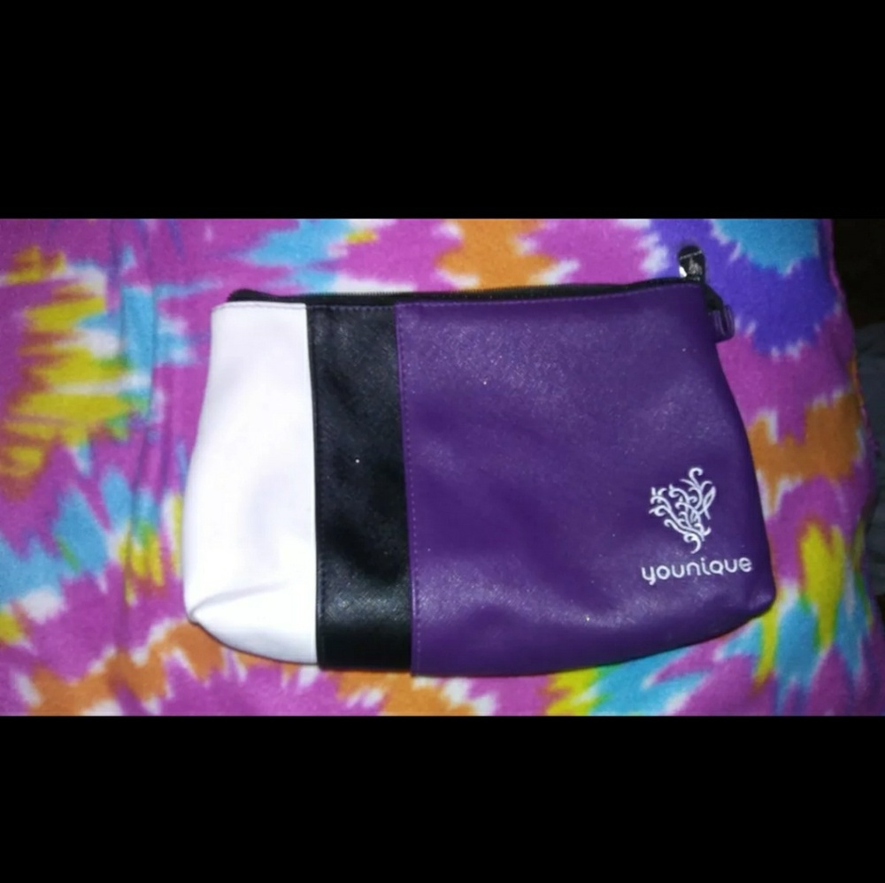 Younique make up bag